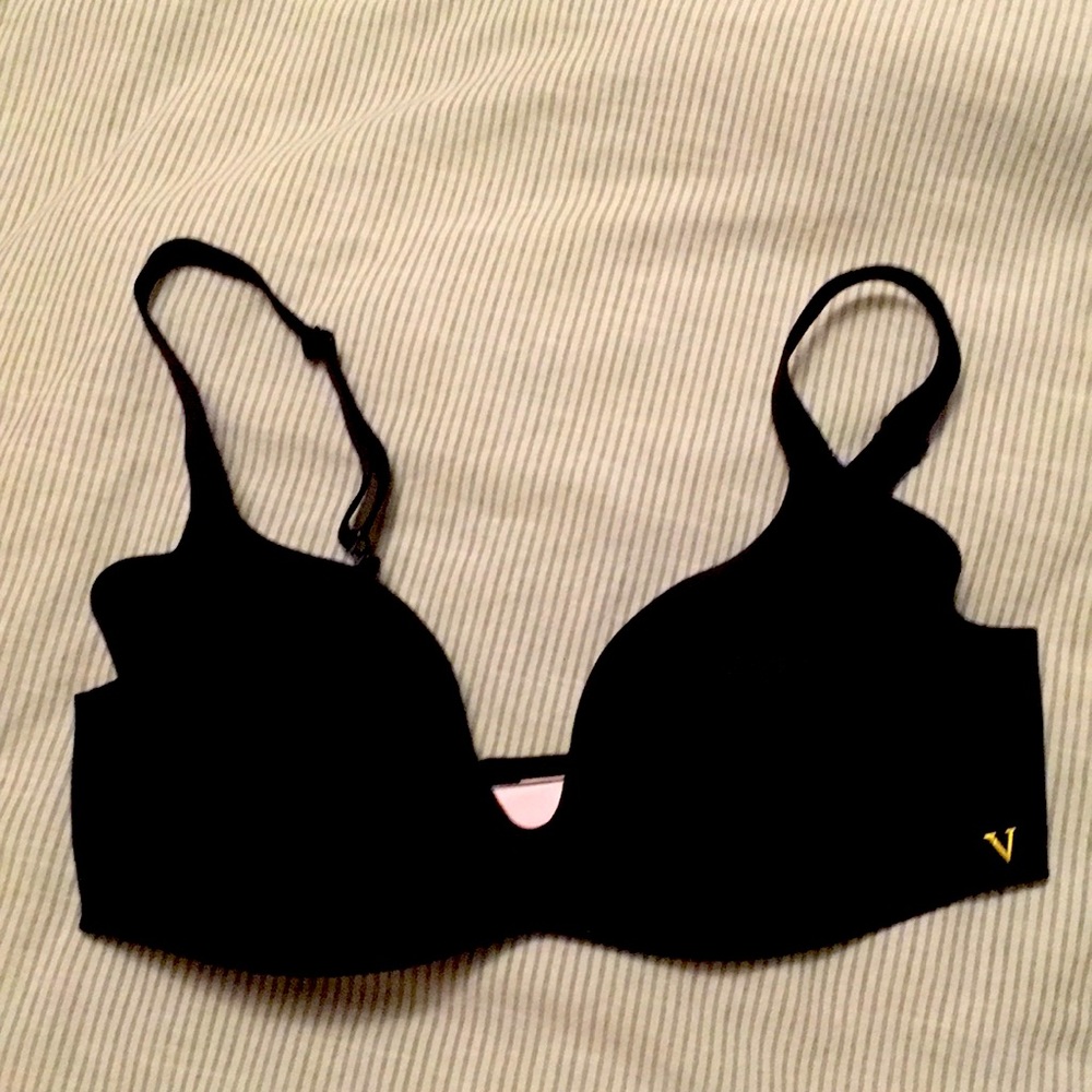 Victoria secret black push up bra